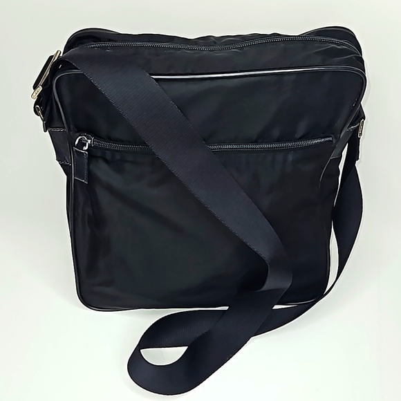Authentic Prada Nero Tessuto Crossbody Bag - Picture 2 of 16